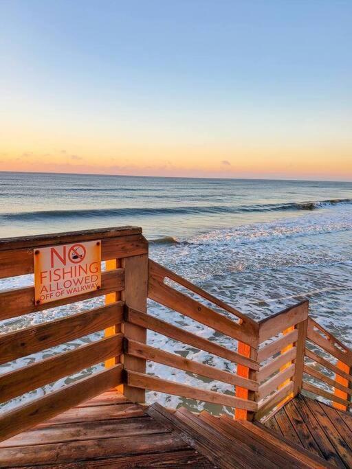 Beachfront Views! Sacred Sand II In Ntb North Topsail Beach Dış mekan fotoğraf